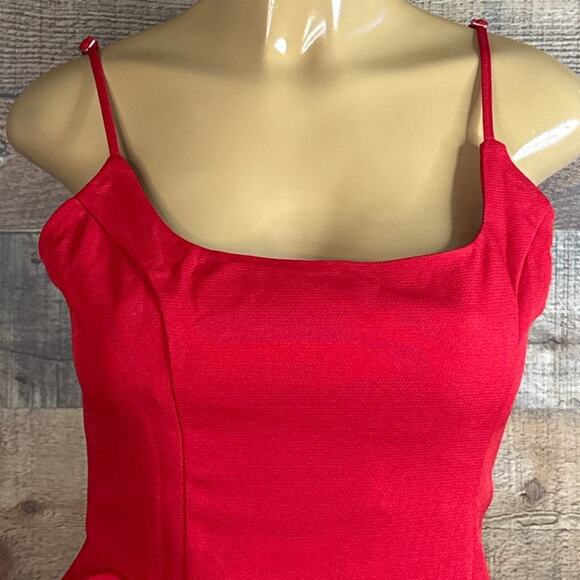 Saints + Secrets Frilled To Meet You Mini Dress Sleeveless Red SZ Large NWT - Picture 3 of 11